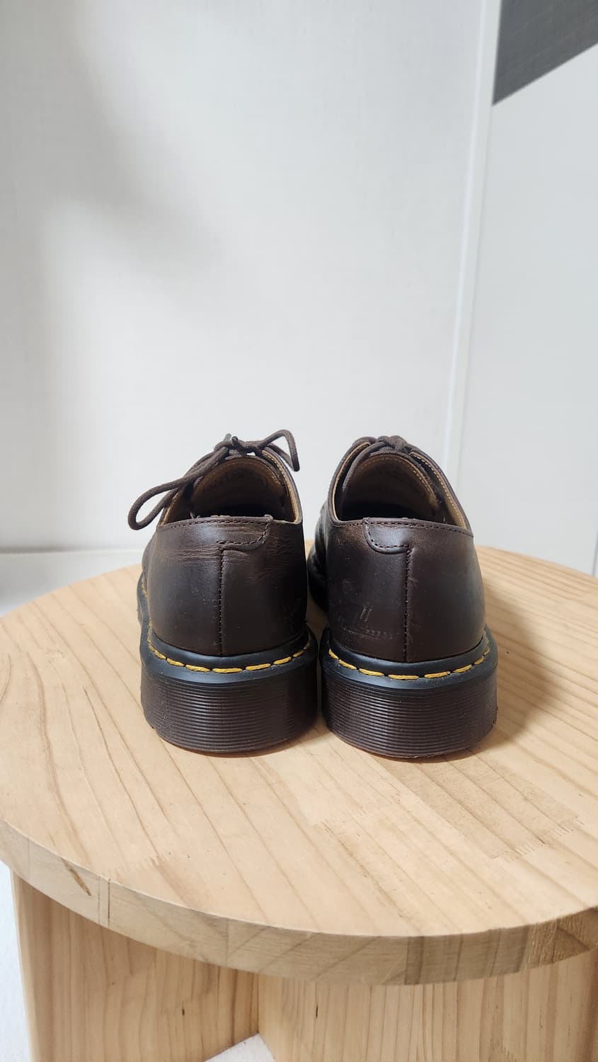 (거의새거)닥터마틴 2046 유팁 브라운 로퍼 250 상품이미지4