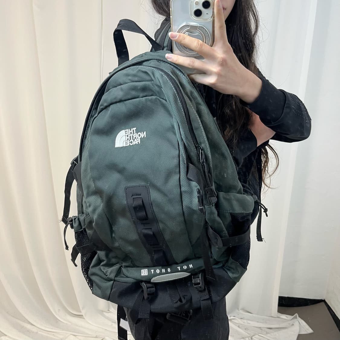 The North Face Hot Shot Backpack 상품이미지2