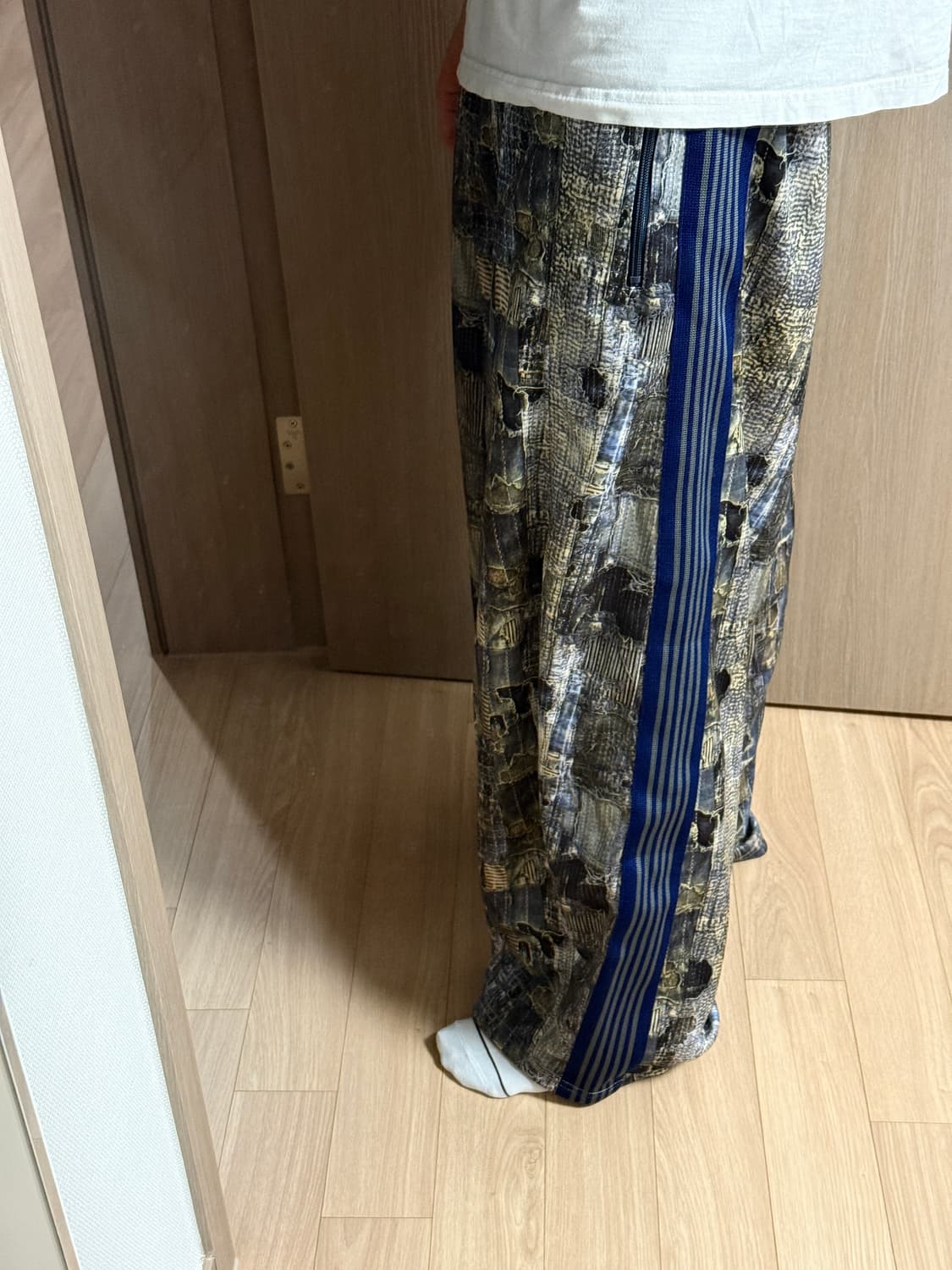 니들스 X LHP HD 트랙팬츠 상품이미지3