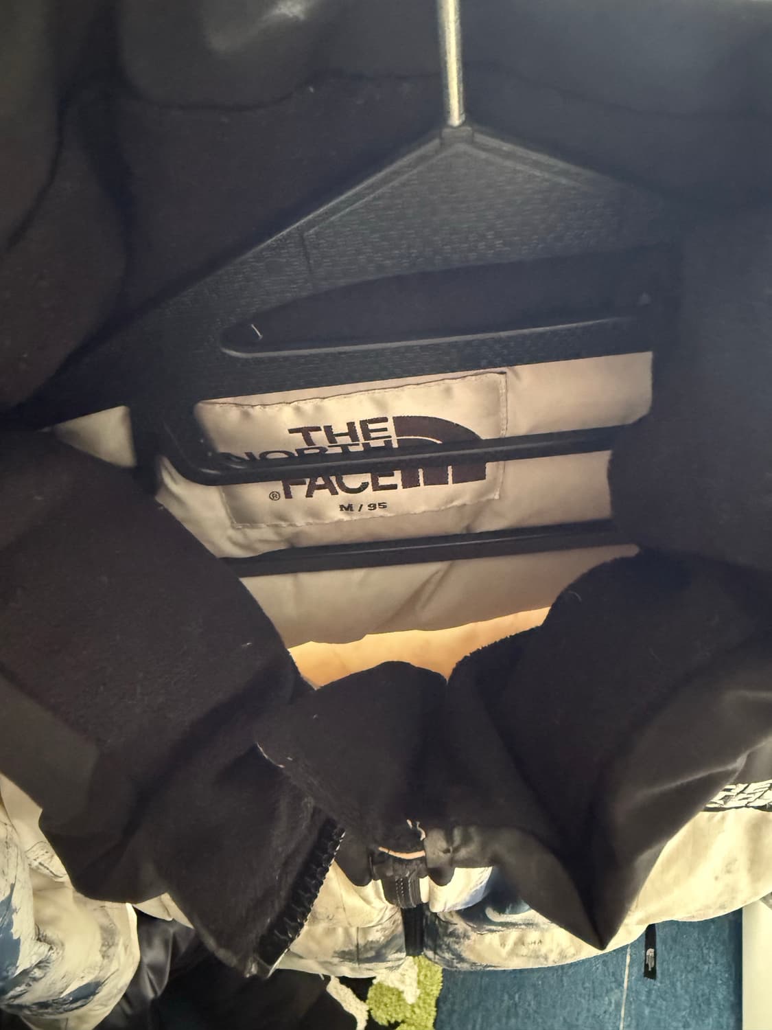 노스페이스 눕시 지구패딩 상품이미지5