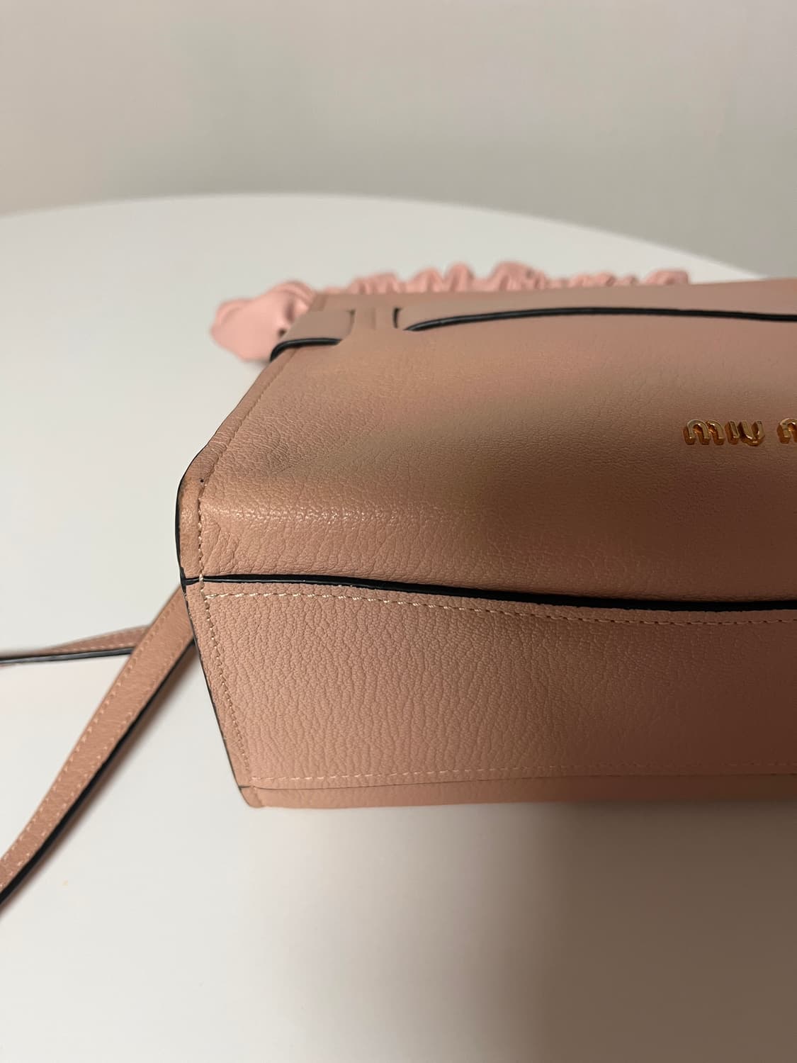 정품 미우미우 탑핸들 숄더백 상품이미지5