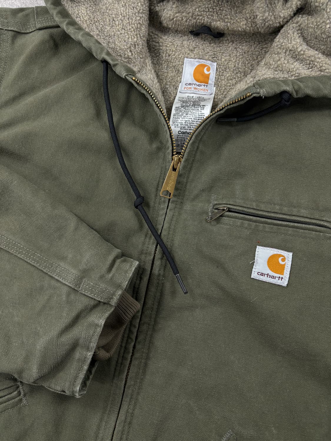 Carhartt Sherpa-Lined Duck Jacket 상품이미지2