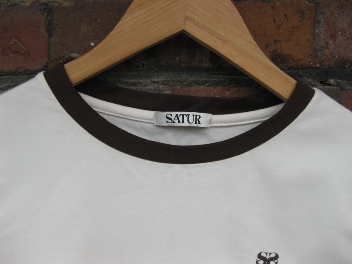 satur 베이지 반팔 티셔츠 상품이미지2