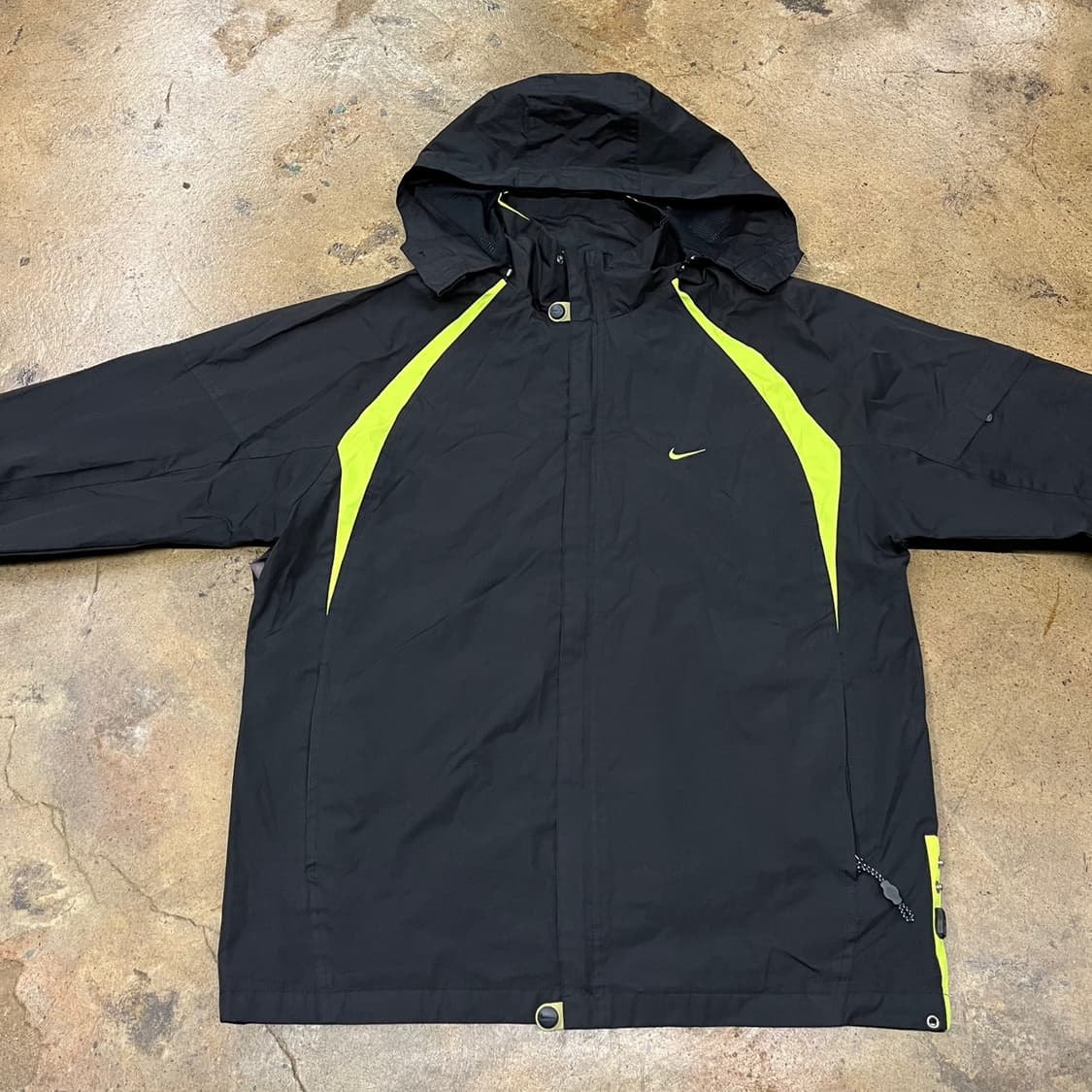 [정품/L] 나이키 블랙 형광 바람막이 후드 자켓 b17 상품이미지3