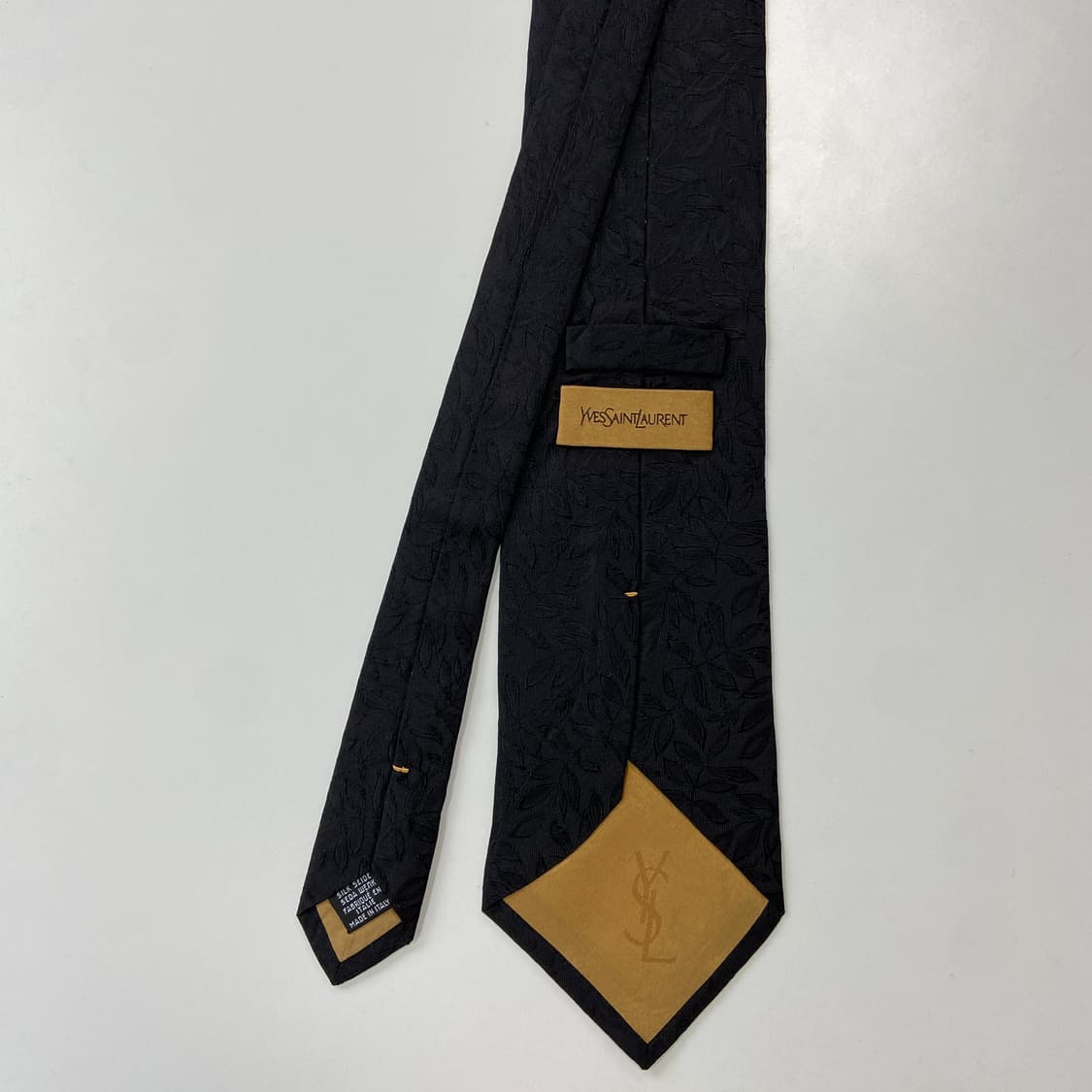 입생로랑(YSL) 명품 정품 블랙넥타이 10.1cm 상품이미지2