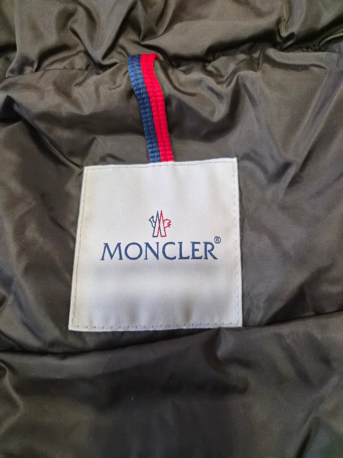 (정품) 몽클레어 여자 패딩조끼 0사이즈 (명품 여성 숏패딩 롱패딩 자켓 상품이미지3