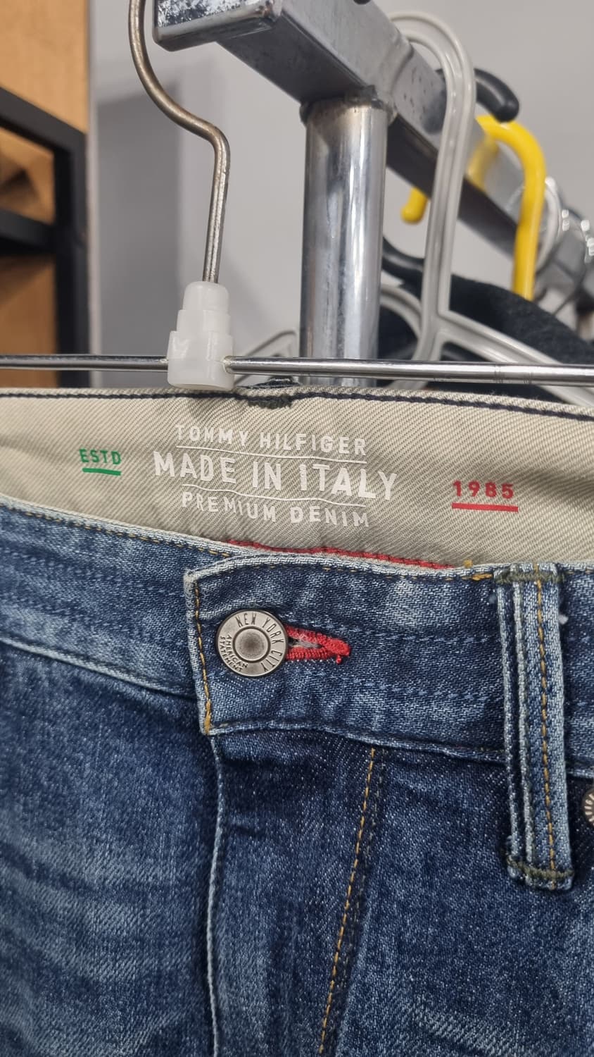 tommy Hilfiger 이태리산 리미티드 청바지 허리32~33 상품이미지2