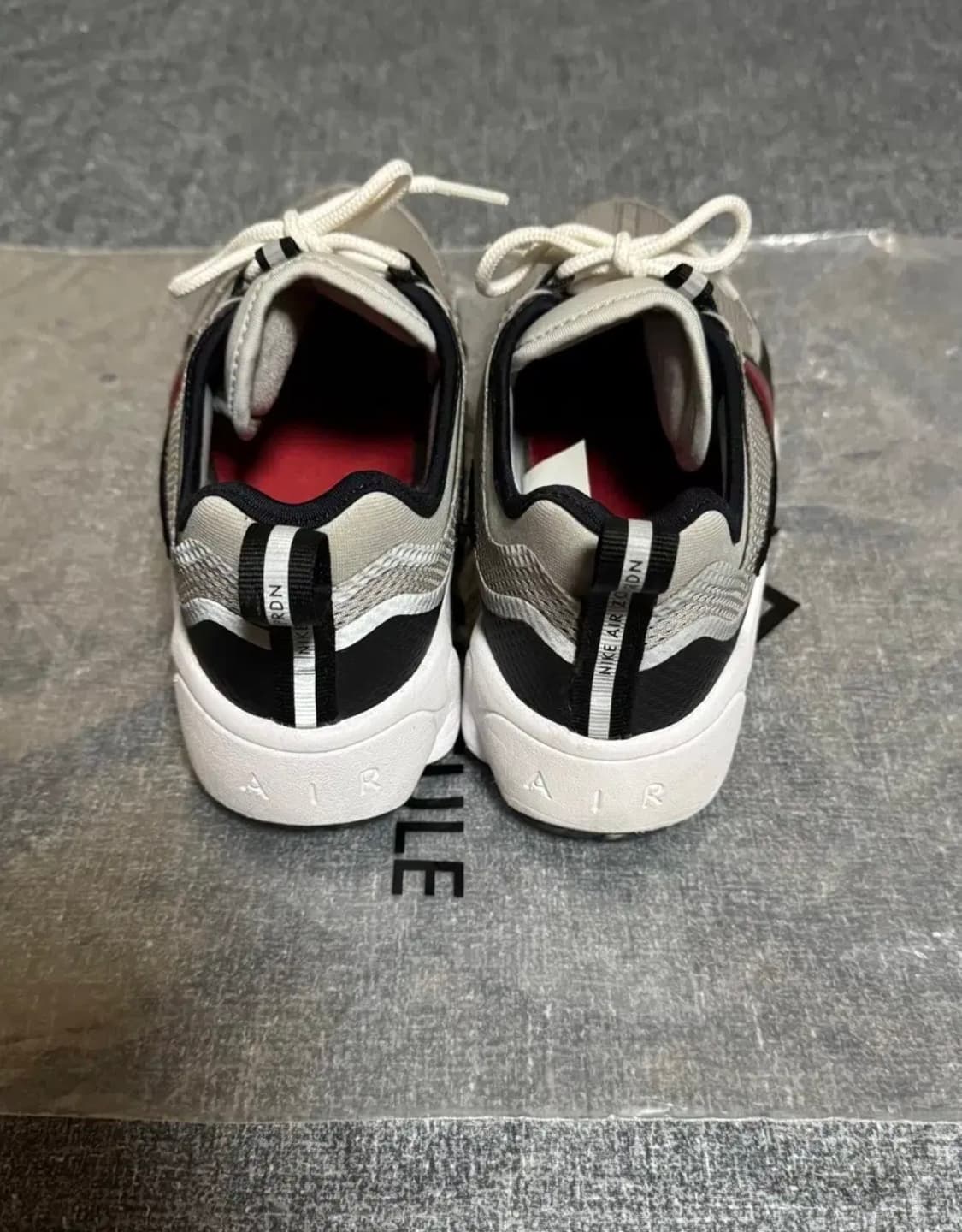 [255] 나이키 에어 줌 스피리돈 og 상품이미지6