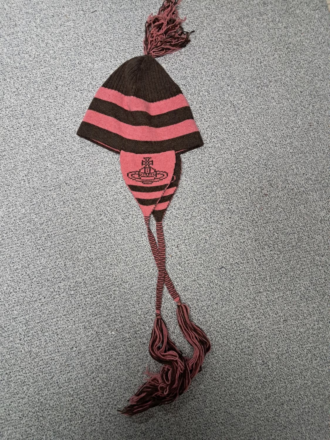 비비안웨스트우드 나나 이어플랩 비니 상품이미지1