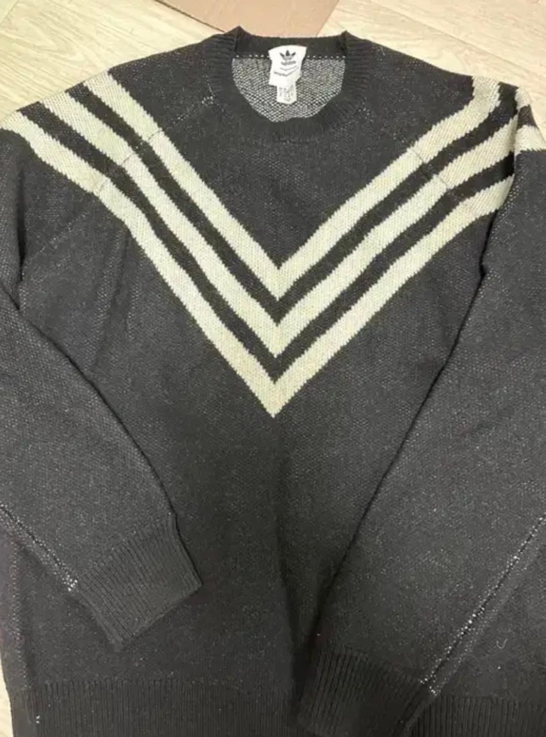 화이트마운티어링 아디다스 니트xl 상품이미지1