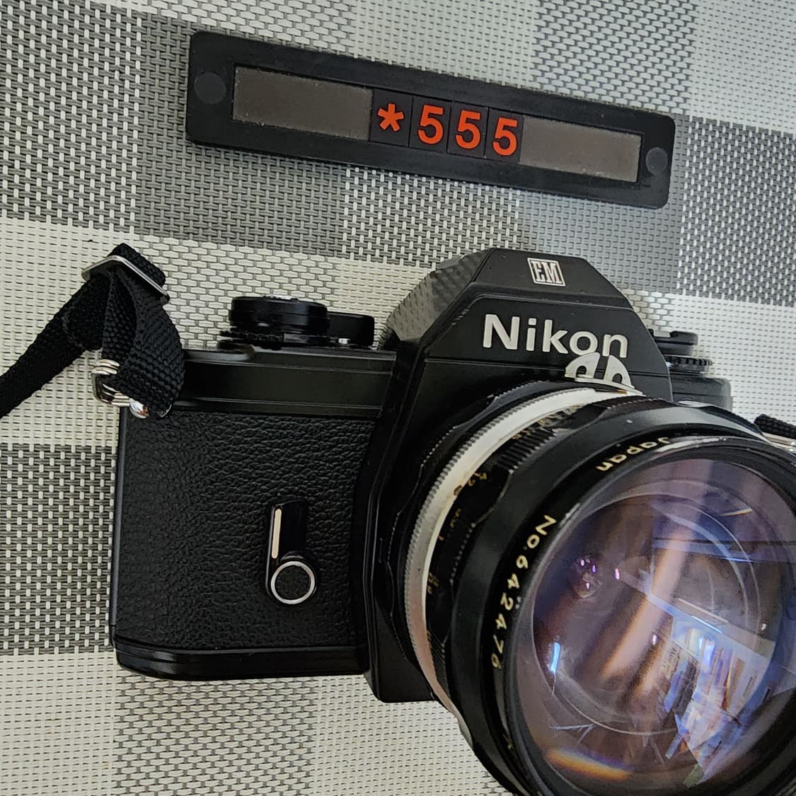 니콘 EM 필름카메라 28mm 3.5 광각렌즈 상품이미지2