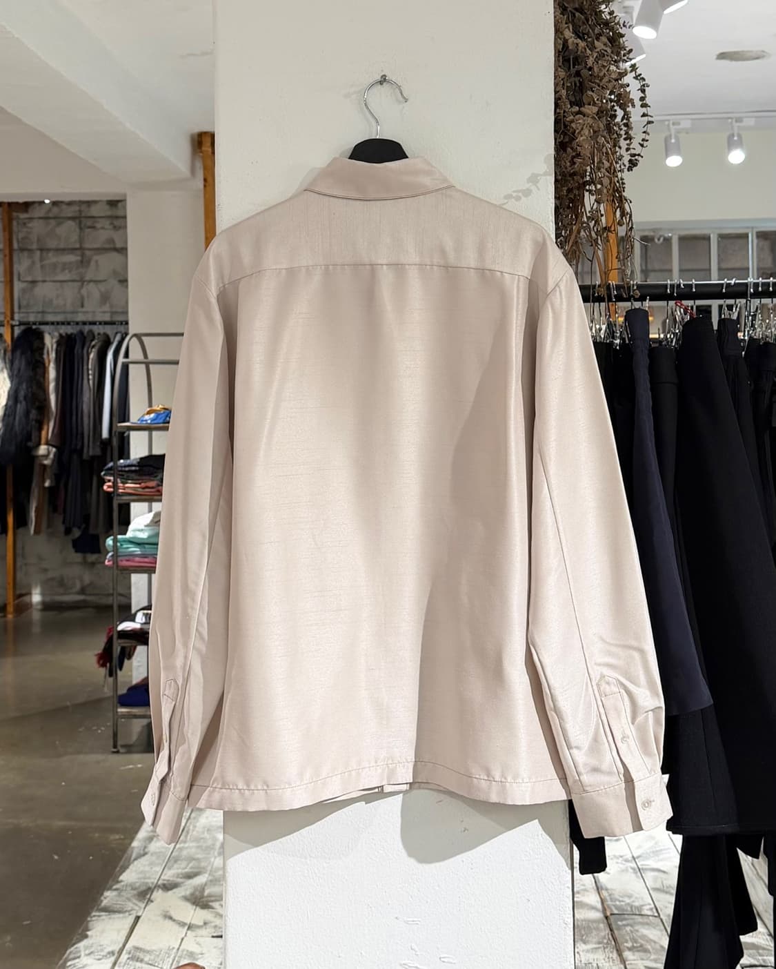 아크네 스튜디오 아이보리 히든버튼 포켓 셔츠 상품이미지6