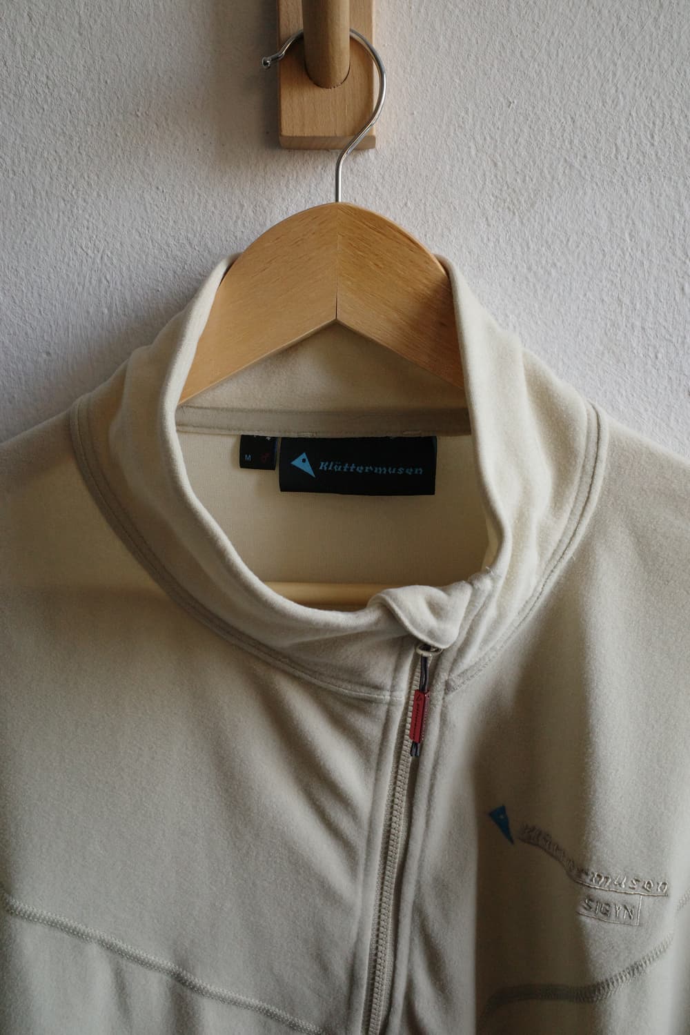 클라터뮤젠 시긴 하프집 스웨터 상품이미지6