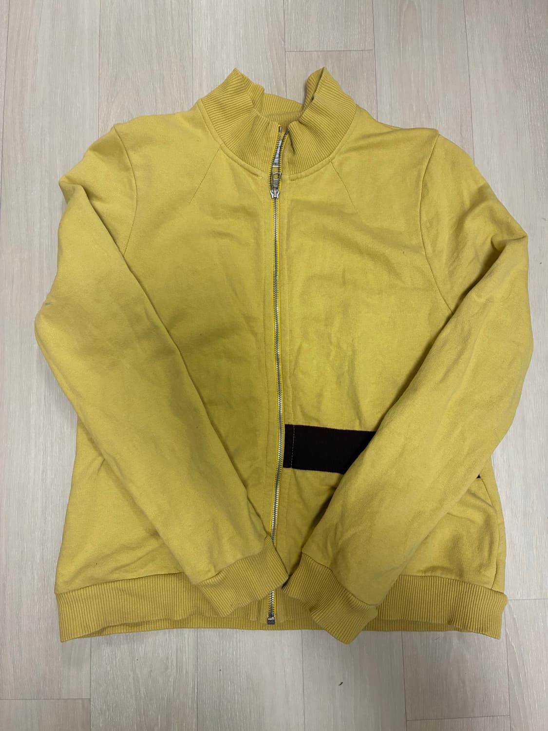 드리스반노튼 집업 상품이미지1