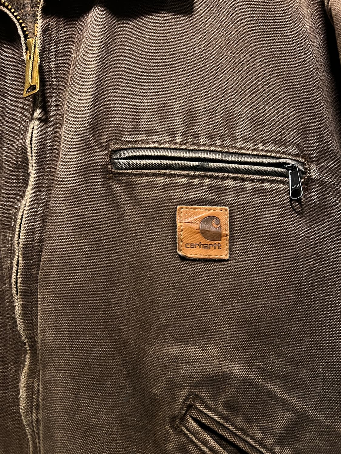 [L]칼하트 USA J97 디트로이트 빈티지 리페어 다크브라운 워크 자켓 상품이미지3