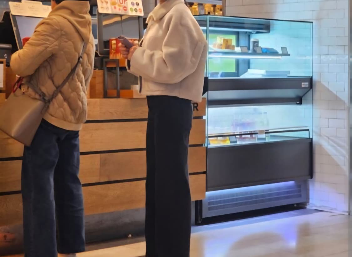 구호플러스 퍼자켓 (안소희 착용) 상품이미지4