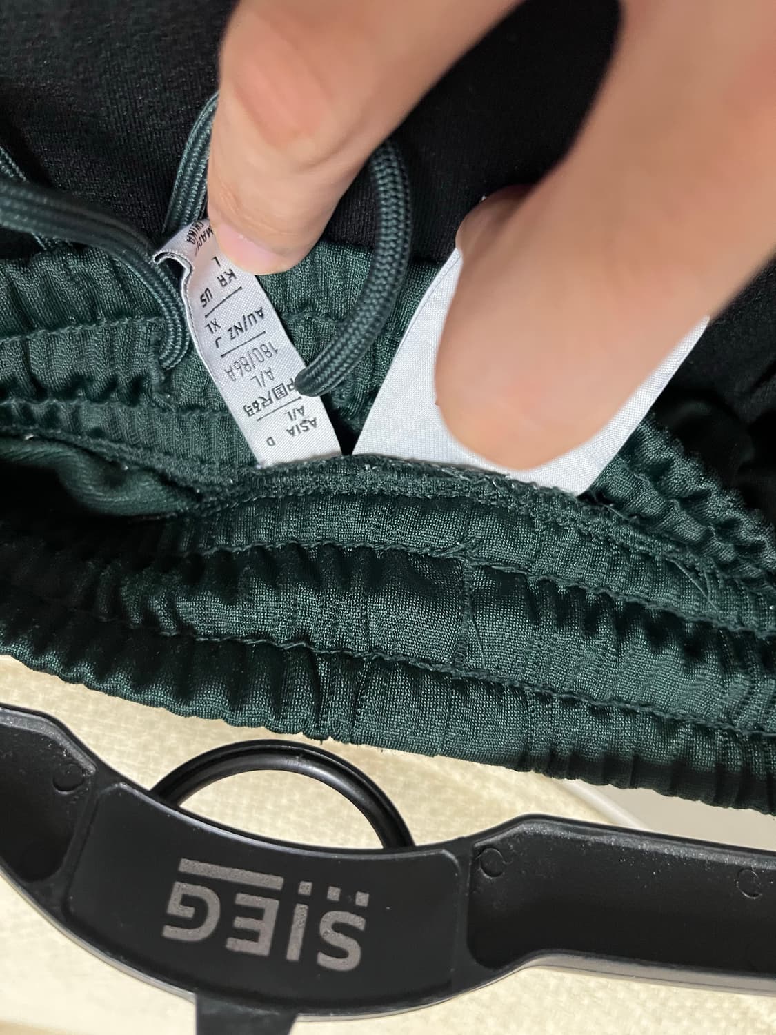 아디다스 ADIDAS 오리지널 베켄바우어 트랙팬츠 SHADOW GREEN 상품이미지3
