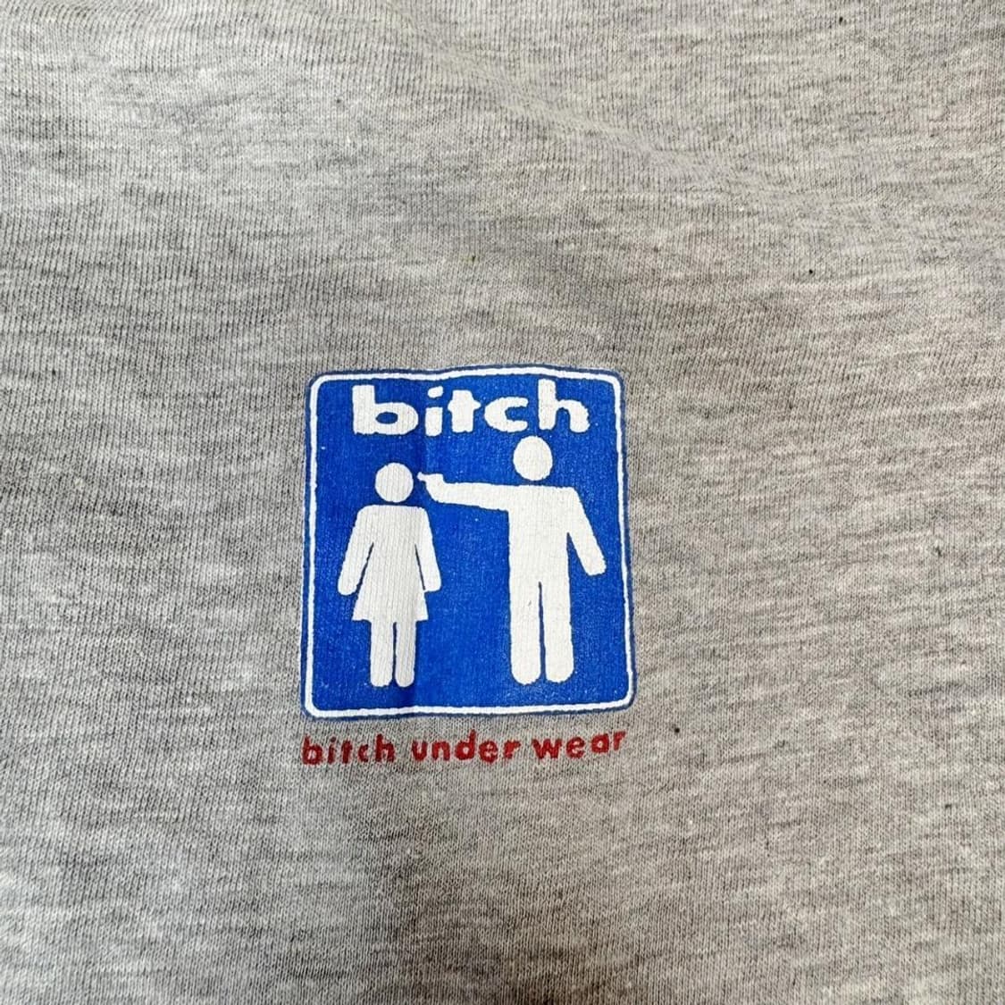 90s 데드스탁 비치 스케이트보드 V넥 로고 티셔츠 그레이 상품이미지3