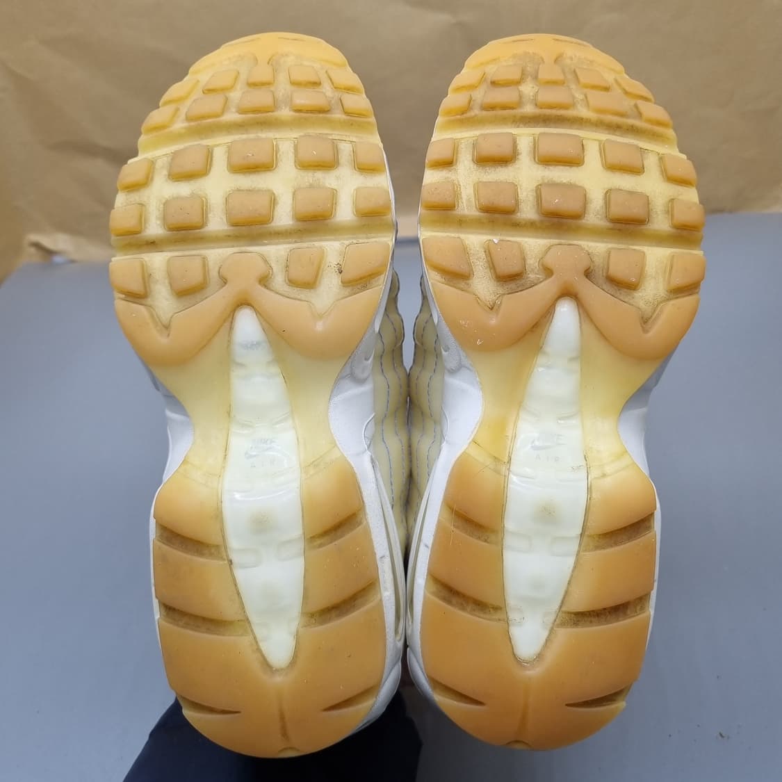 나이키 에어맥스 95 SE 여성운동화235  상품이미지3