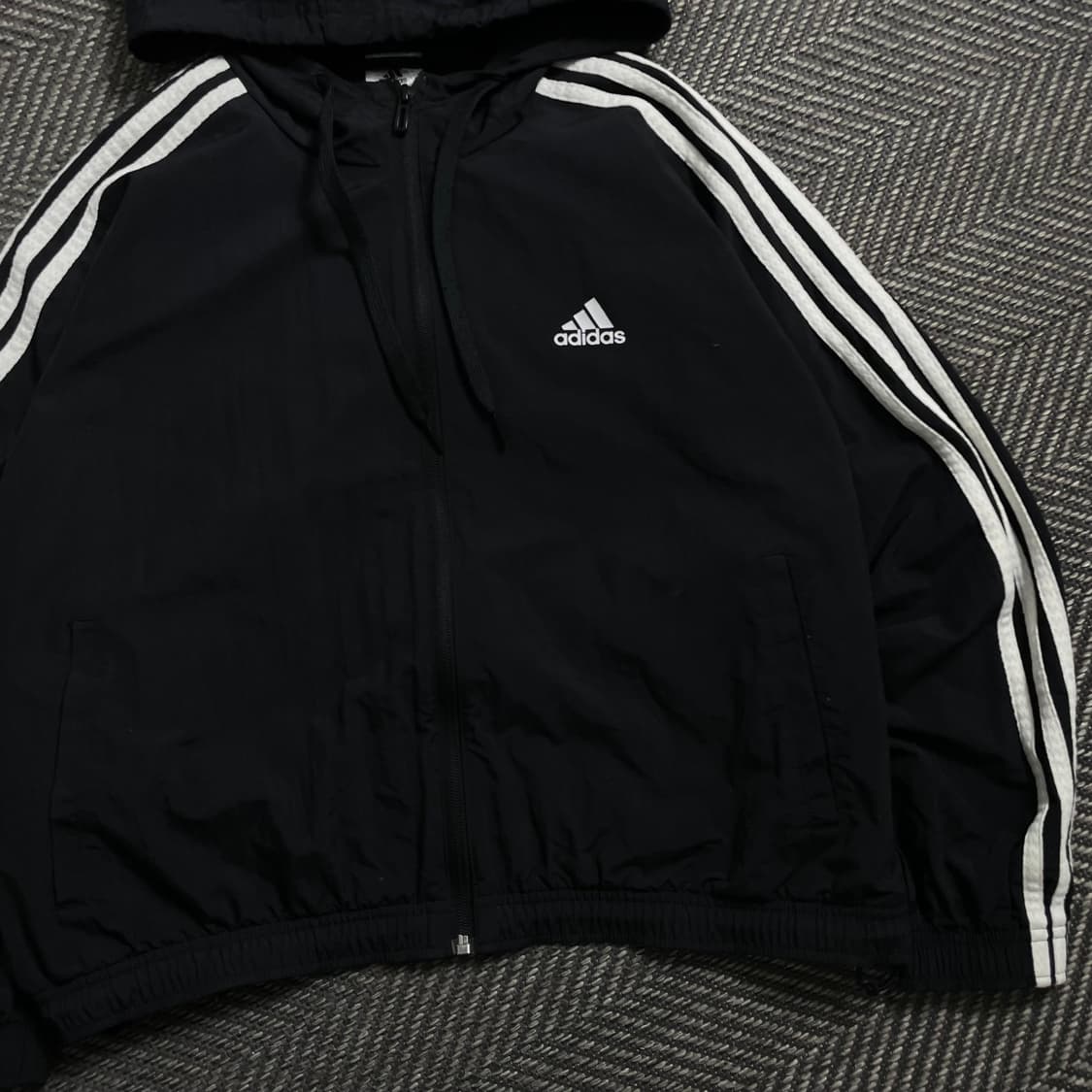 아디다스 신형 박시핏 빅로고 바람막이y 4498 상품이미지4