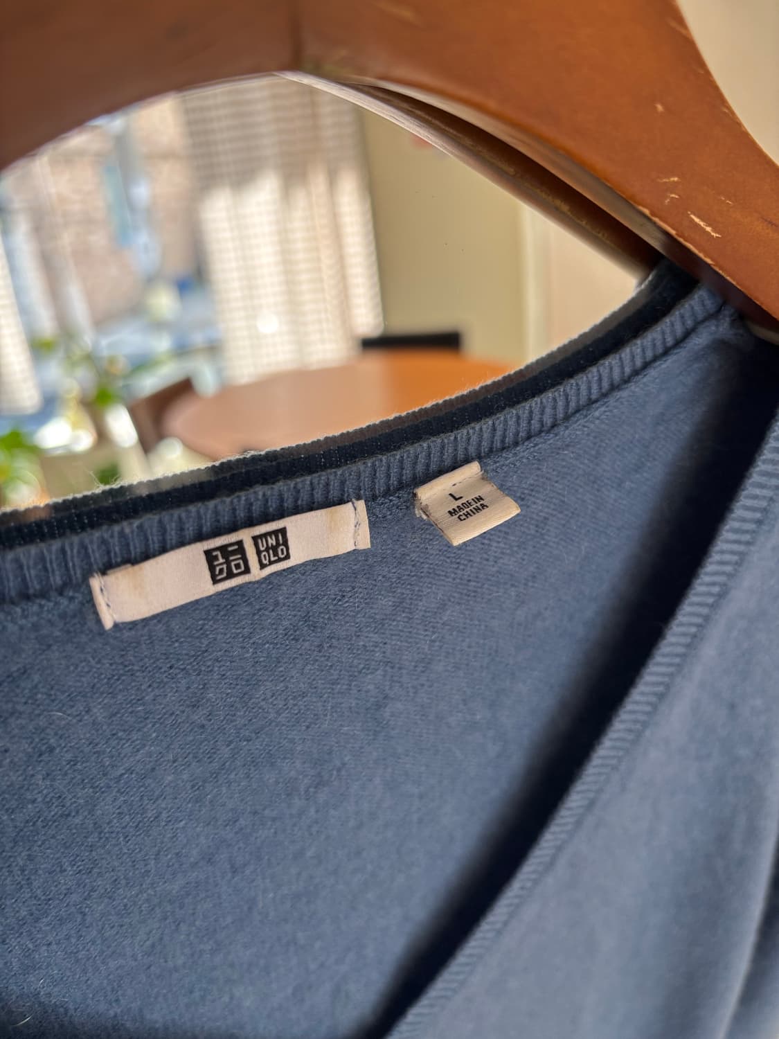 유니클로 V넥  캐시미어 여성 니트 상품이미지3