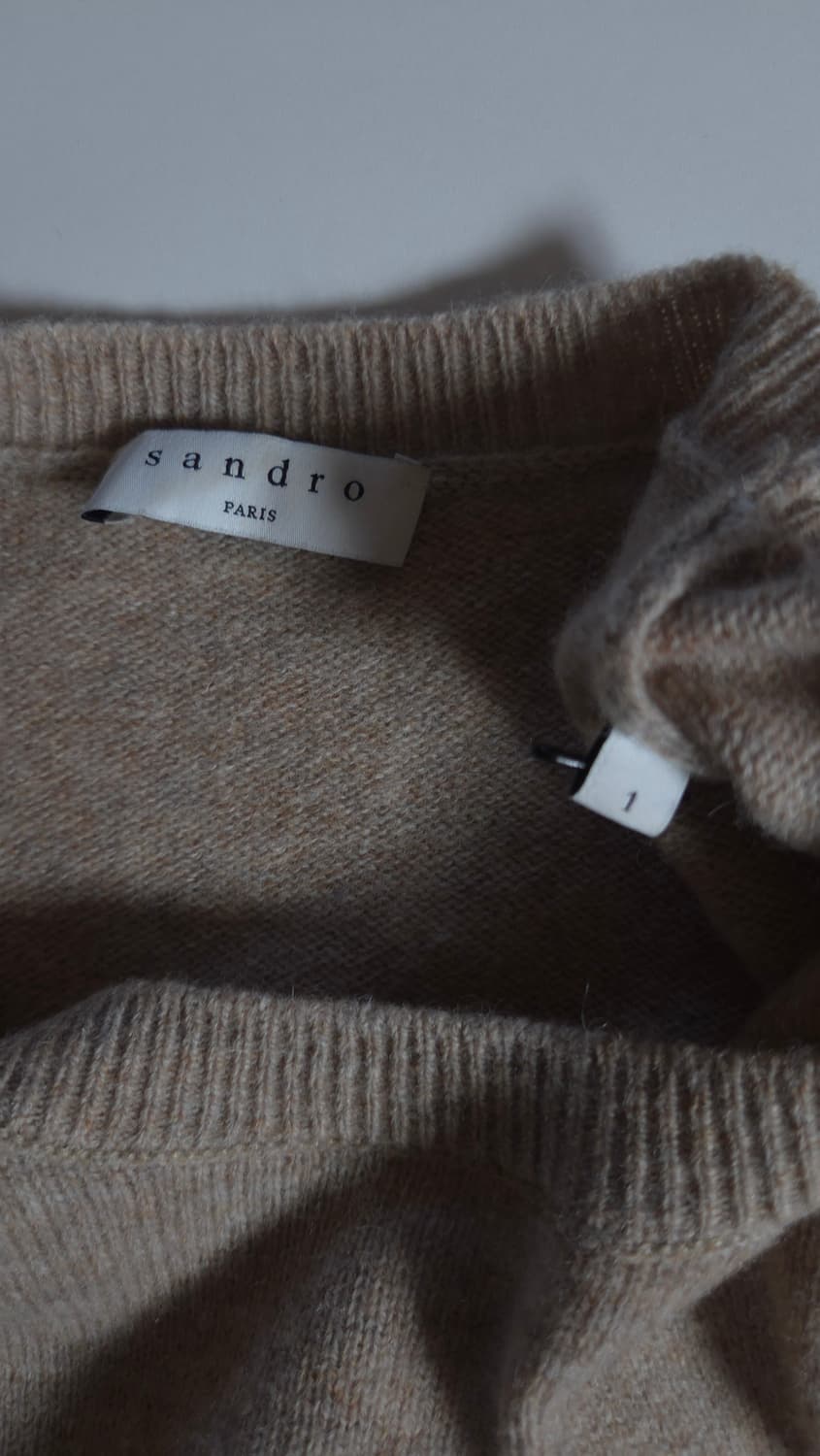 산드로 배색라인 라운드넥 니트 탑 44~66 상품이미지8