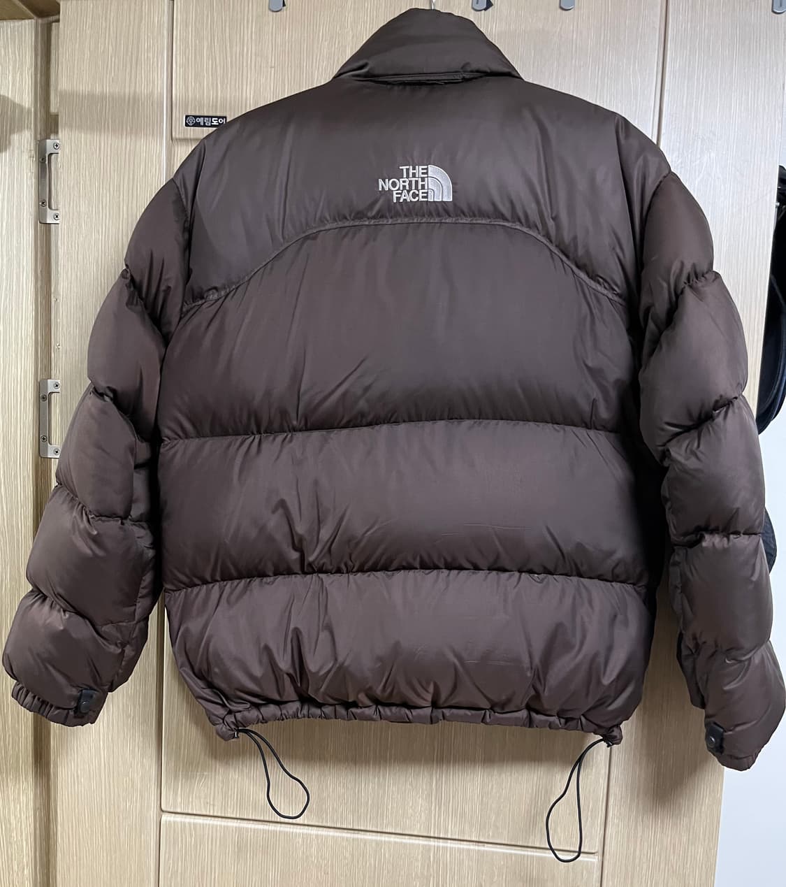 노스페이스 센터로고 눕시 무광 브라운 L 상품이미지2