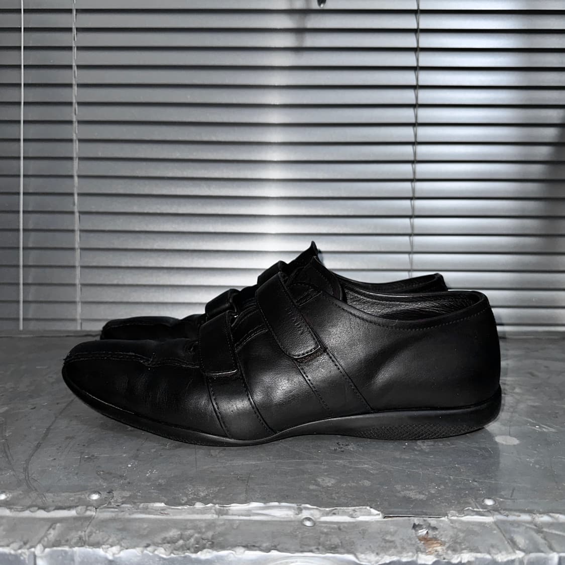 00s 레어 빈티지 프라다 스포츠 벨크로 가죽 스니커즈 상품이미지4