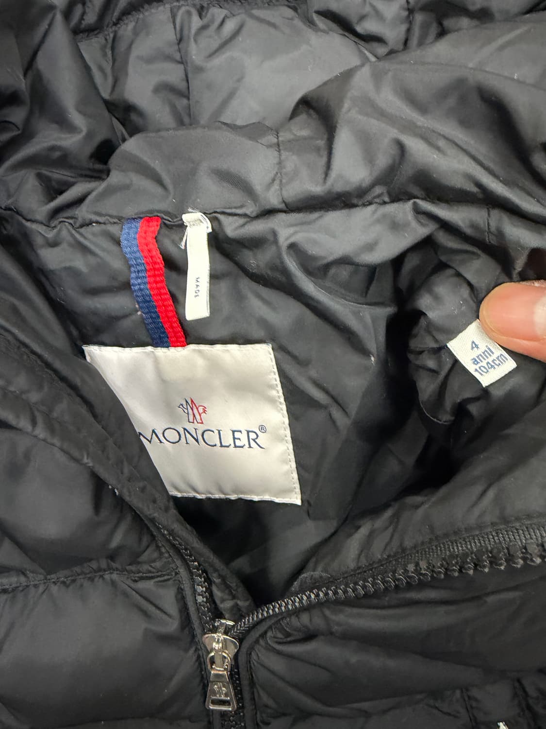 정품) 몽클레어 키즈 뉴바이런 패딩 점퍼 퍼 후드 4Y 상품이미지6