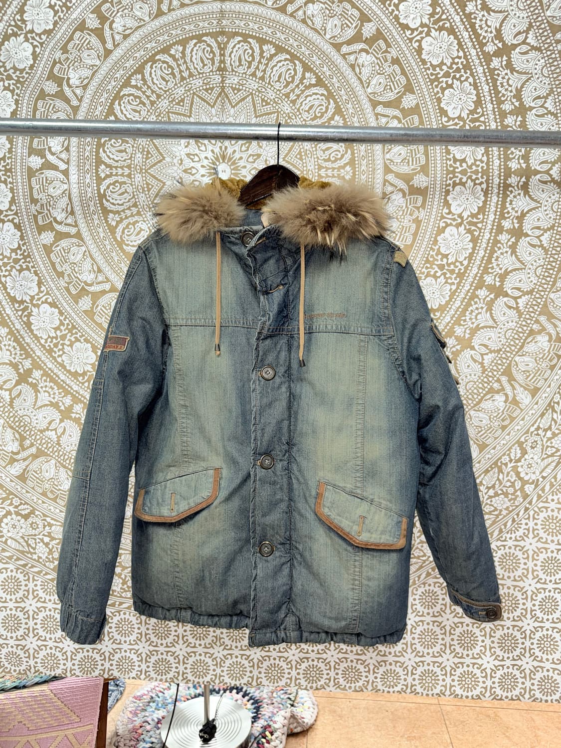 썰스데이아일랜드 오리털 데님 하프패딩  상품이미지3