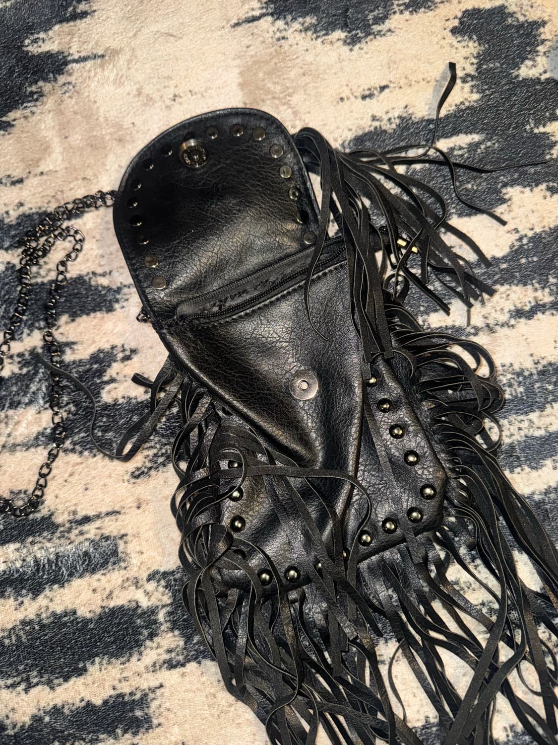 테슬 체인 크로스백 상품이미지2