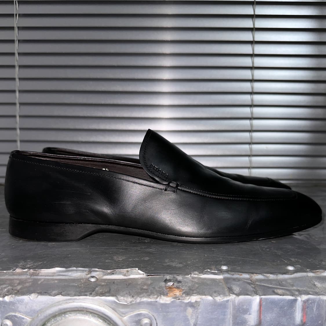 00s 빈티지 블랙 프라다 스포츠 스퀘어 토 로퍼 풀박스 상품이미지4