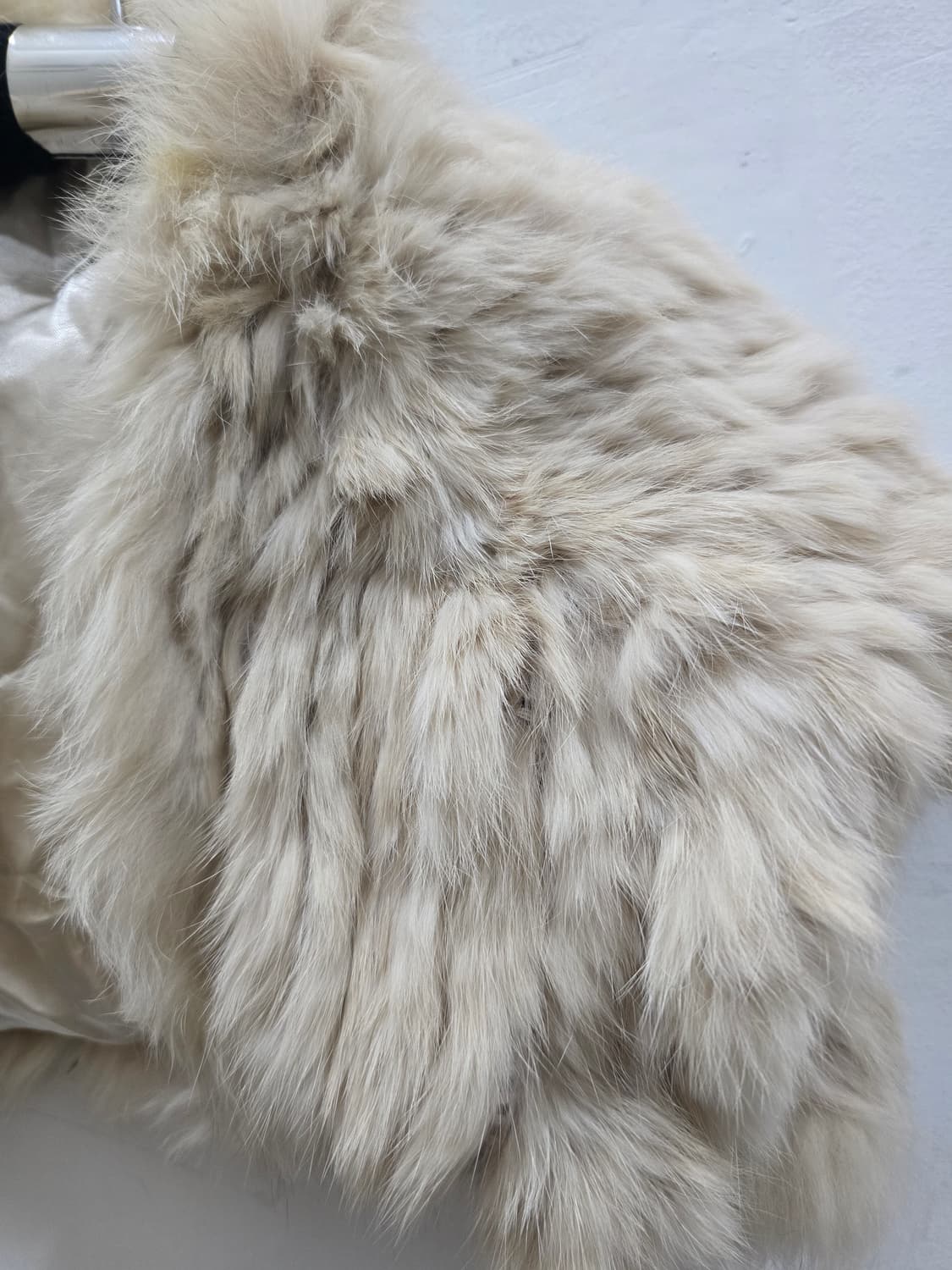 베이지 레빗  미니조끼 상품이미지2