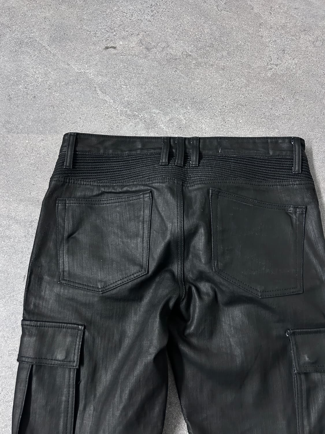 코티드 멀티 지퍼 바이커 팬츠 상품이미지10