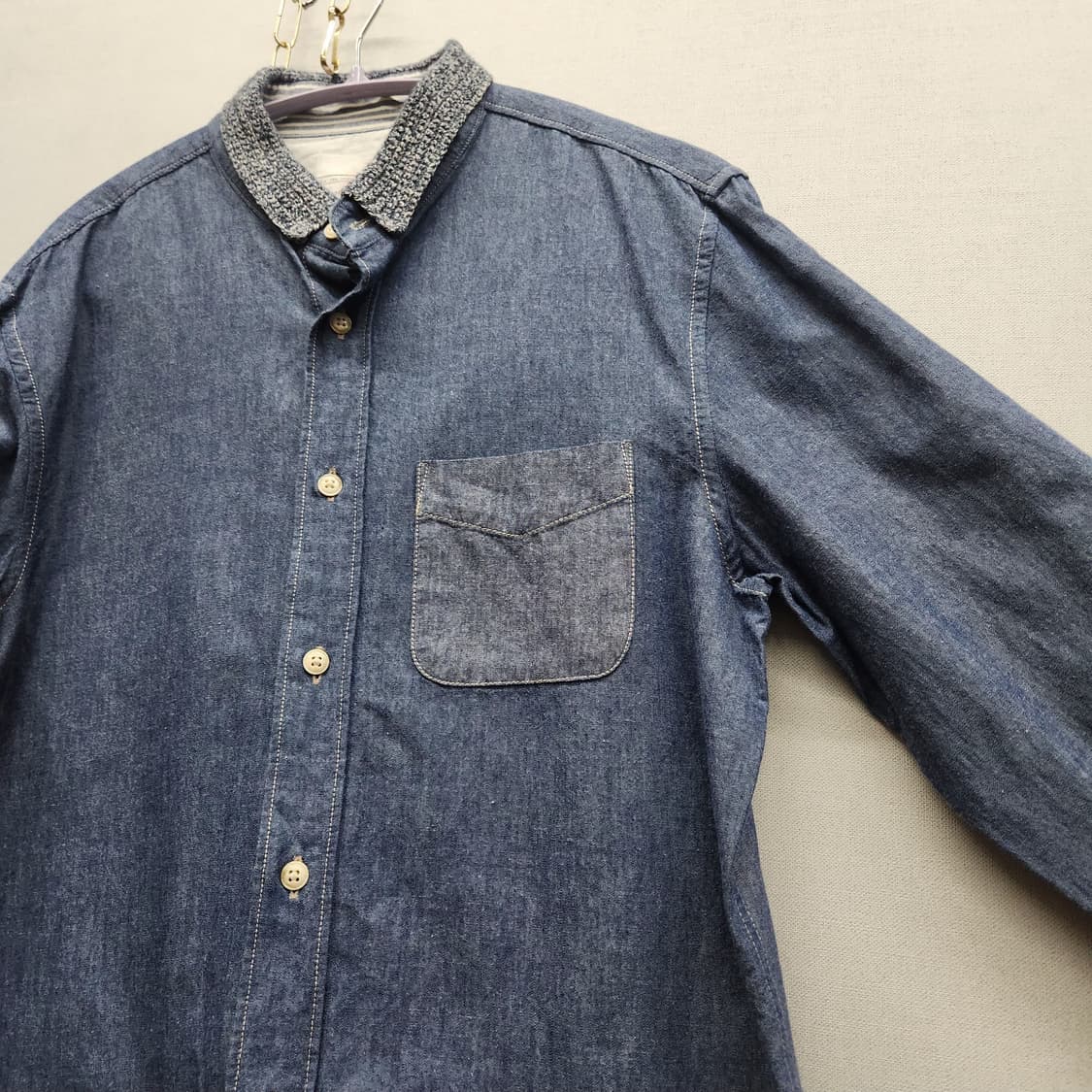 커스텀멜로우 카라니트 디테일 원포켓 데님셔츠 40(M) 남여공용 상품이미지3