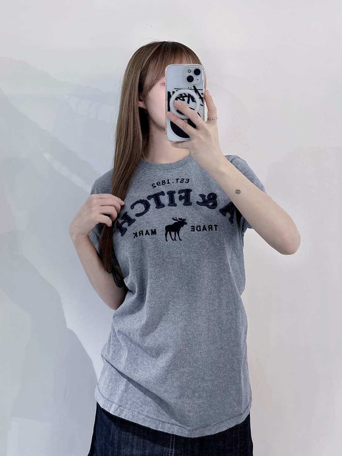 아베크롬비 빅로고 그레이 반팔 상품이미지1