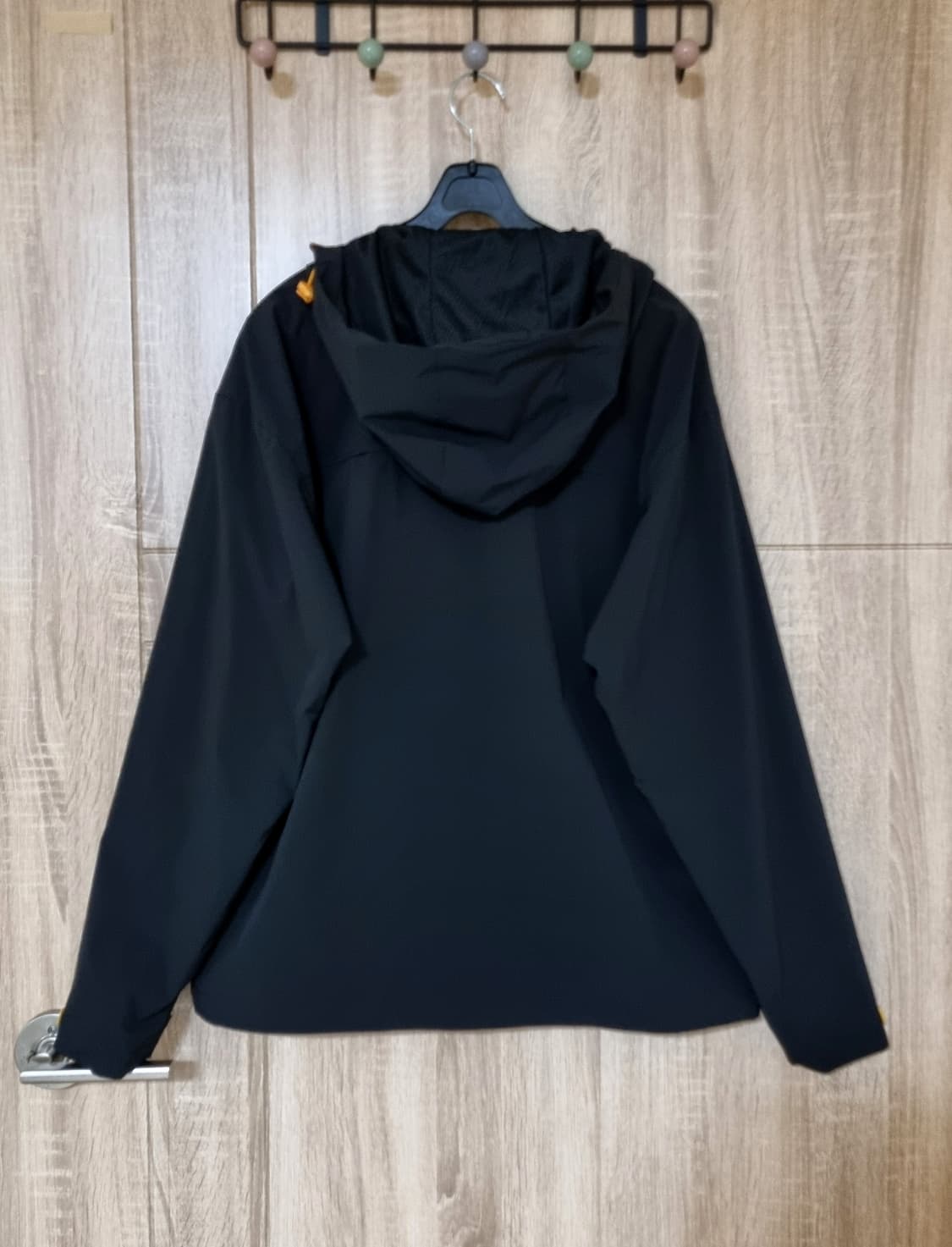 골스튜디오 X 울버햄튼 후드아노락 상품이미지7