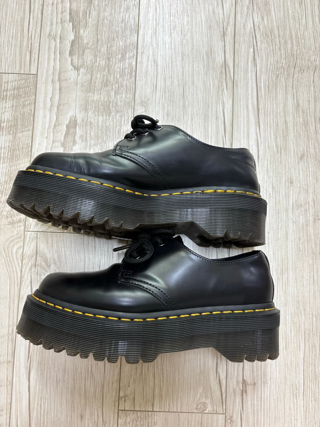 닥터마틴 1461 3홀 쿼드 240 상품이미지2