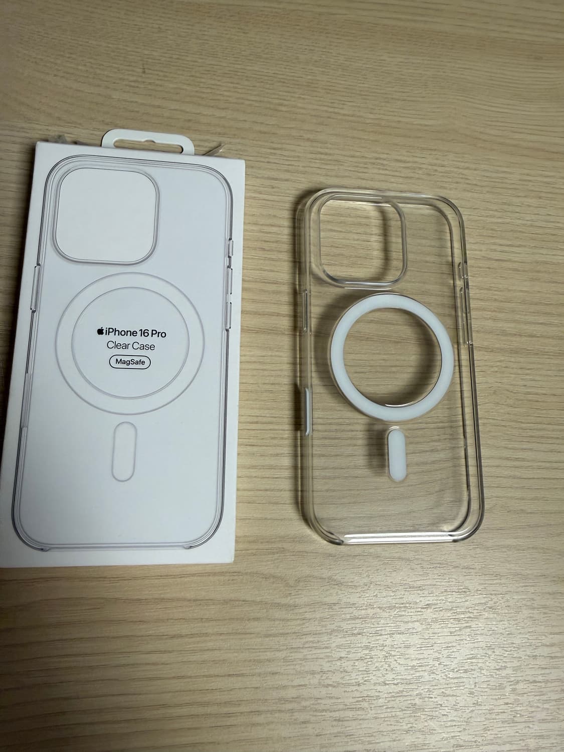 아이폰 16프로 정품 투명케이스 상품이미지1
