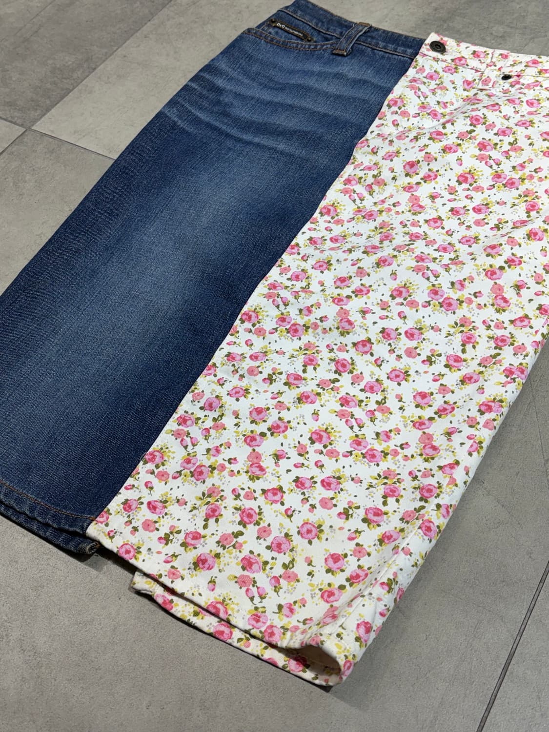 00s 돌체 앤 가바나 아카이브 데님 하프 플라워 미디 스커트 상품이미지4