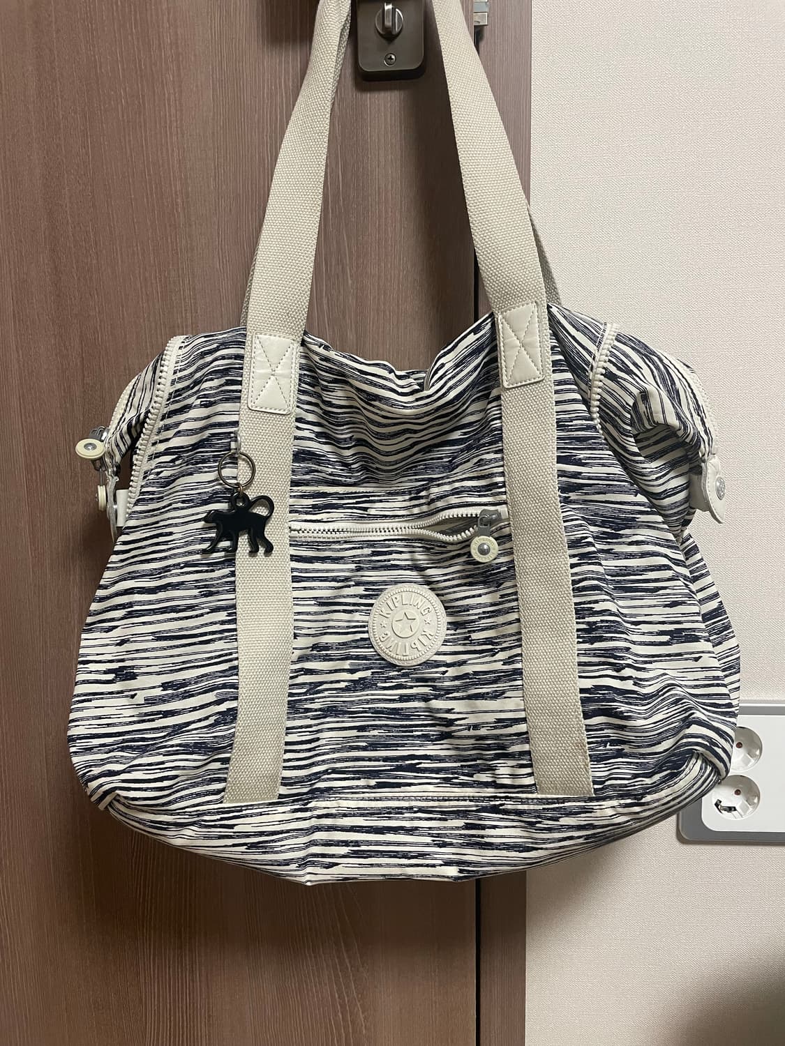 키플링 토트백 숄더백 상품이미지1