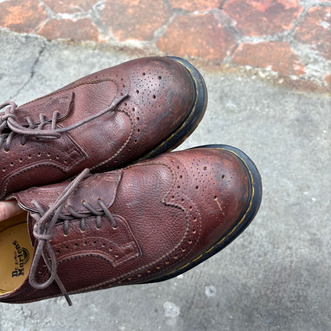 Dr. Martens 닥터마틴 윙팁 로퍼 (260) 상품이미지3