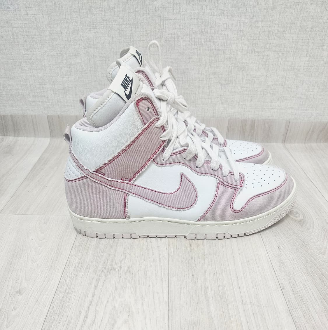 (270)☆초대장급☆ 나이키 덩크 하이 1985 베얼리 로즈데님 운동화 상품이미지3