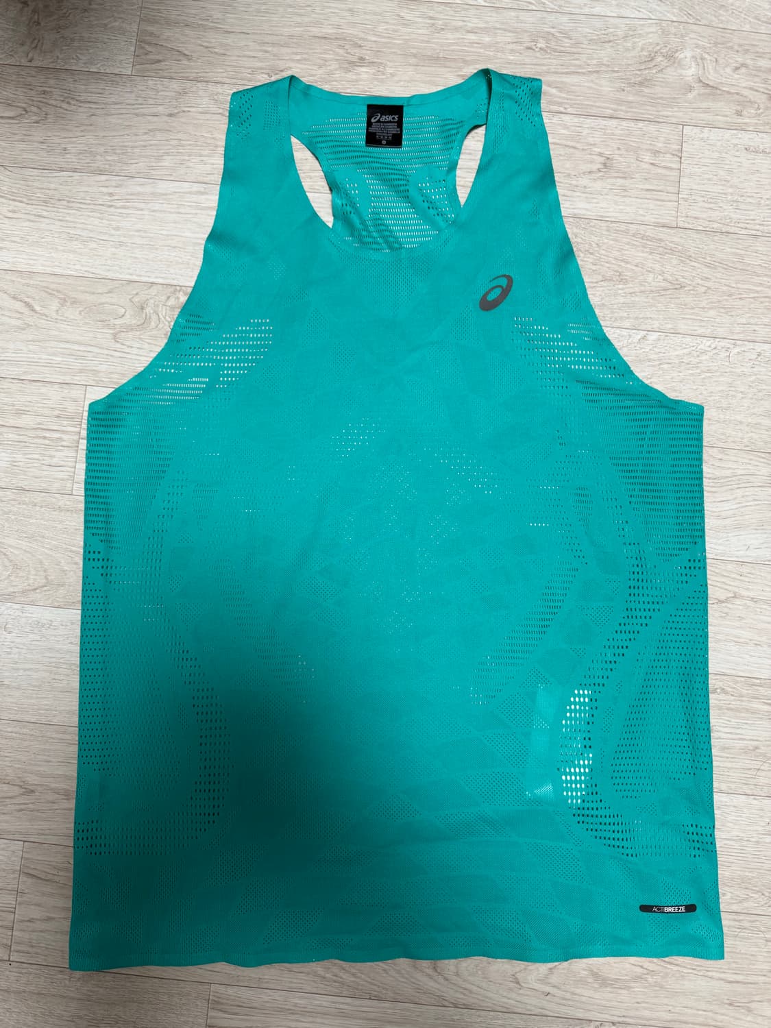 아식스 메타런 싱글렛&후지트레일쇼츠 팝니다. 상품이미지3