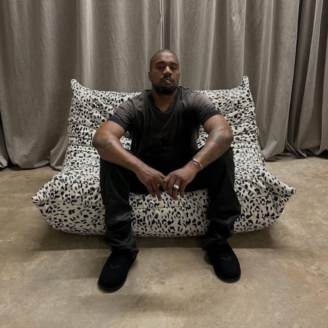 알렉산더 디제노바 슬리퍼(2) 상품이미지1