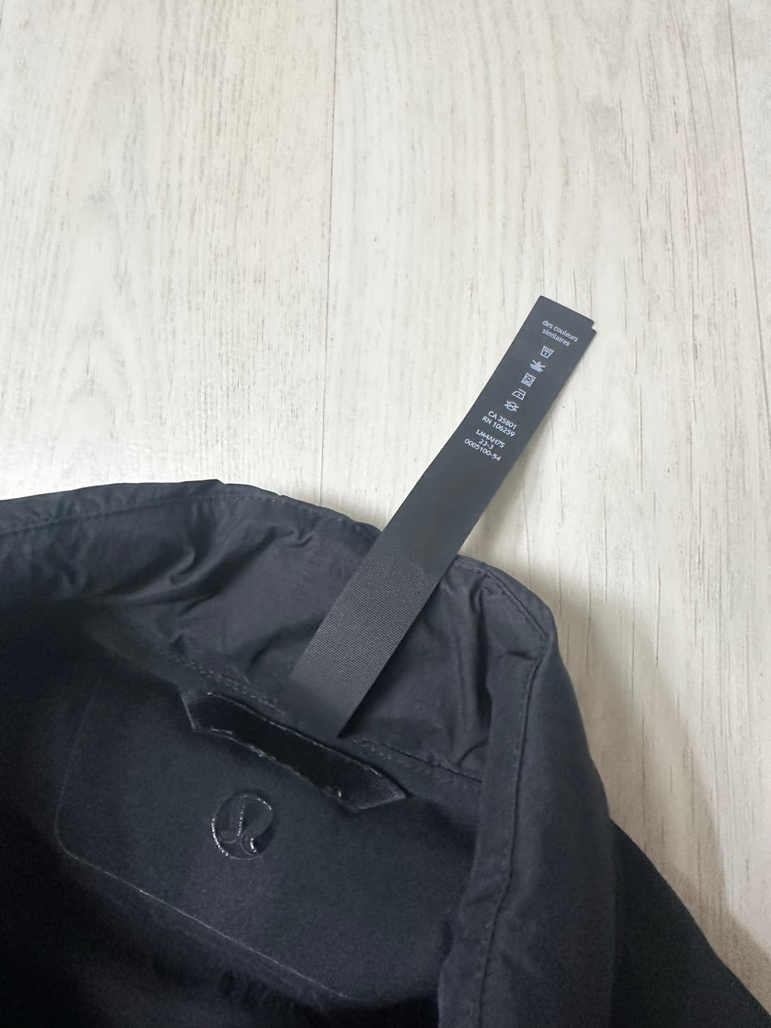 룰루레몬 네비게이션 베스트 패딩조끼 사이즈M 블랙 상품이미지3