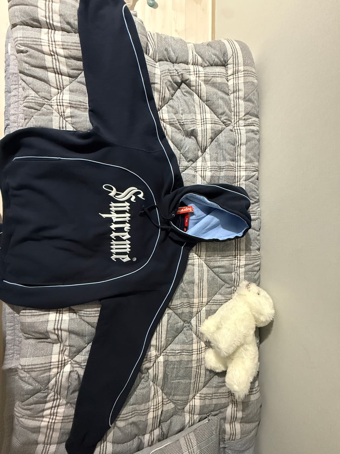 슈프림 커브 파이핑 후드 네이비 L급처 상품이미지1