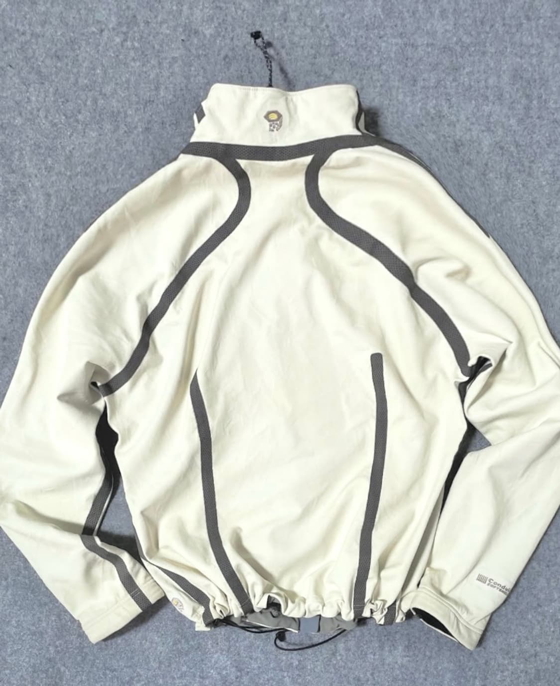 2000’s Mountain hardwear conduit jacket 상품이미지4