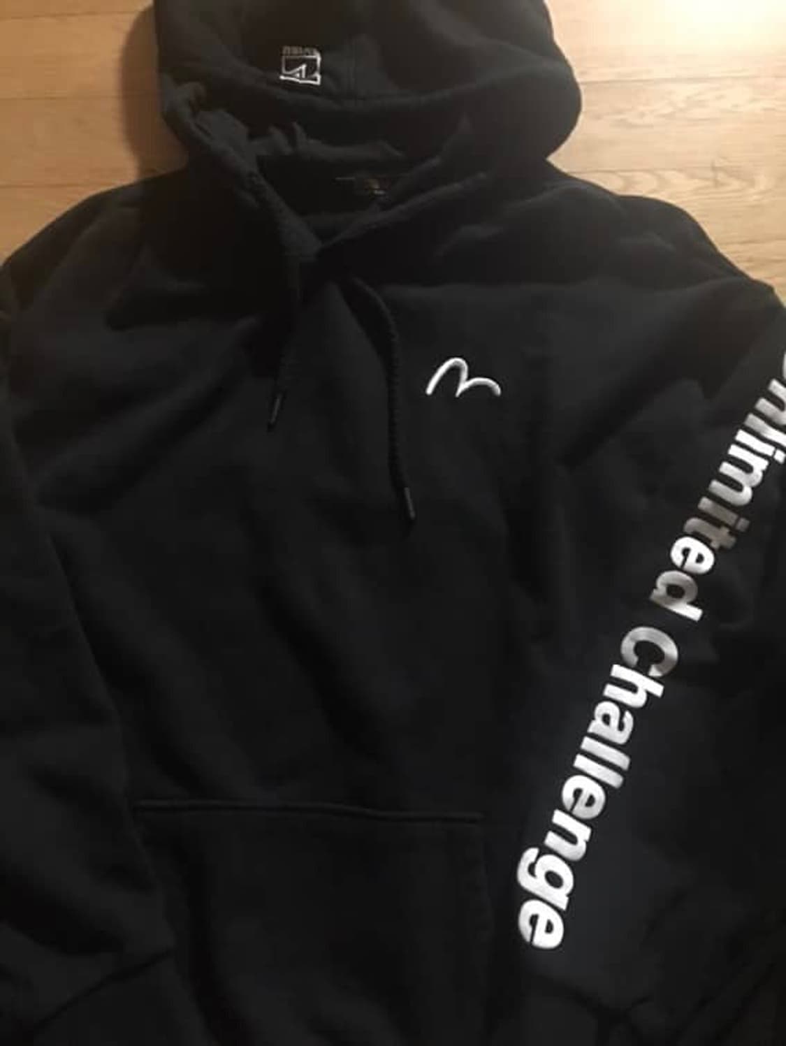 에비수 후드티 상품이미지3