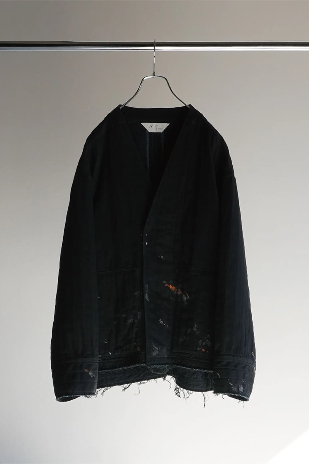 안셀름 패디드 퀼팅 논 카라 자켓 상품이미지3